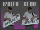 Brett Domino essaye le petit synth keytar Roland Lucina AX-09 et en sort quelques sons sympas!